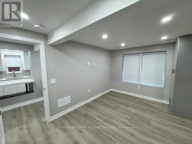 LOWER - 4425 CURIA CRESCENT