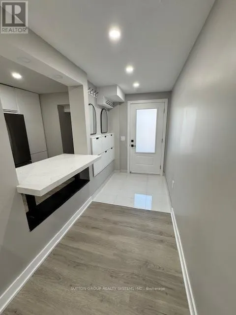 LOWER - 4425 CURIA CRESCENT