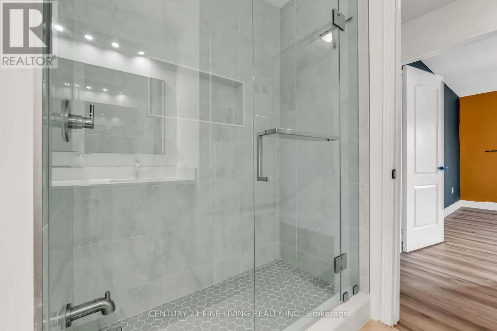 6571 ALDERWOOD TRAIL