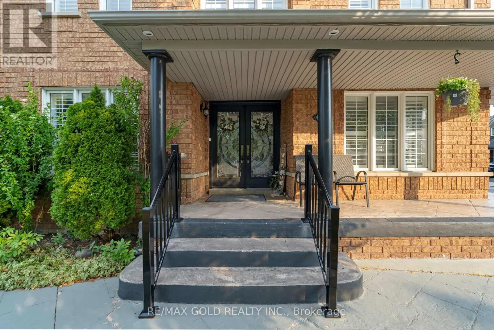 52 LINDERWOOD DRIVE N