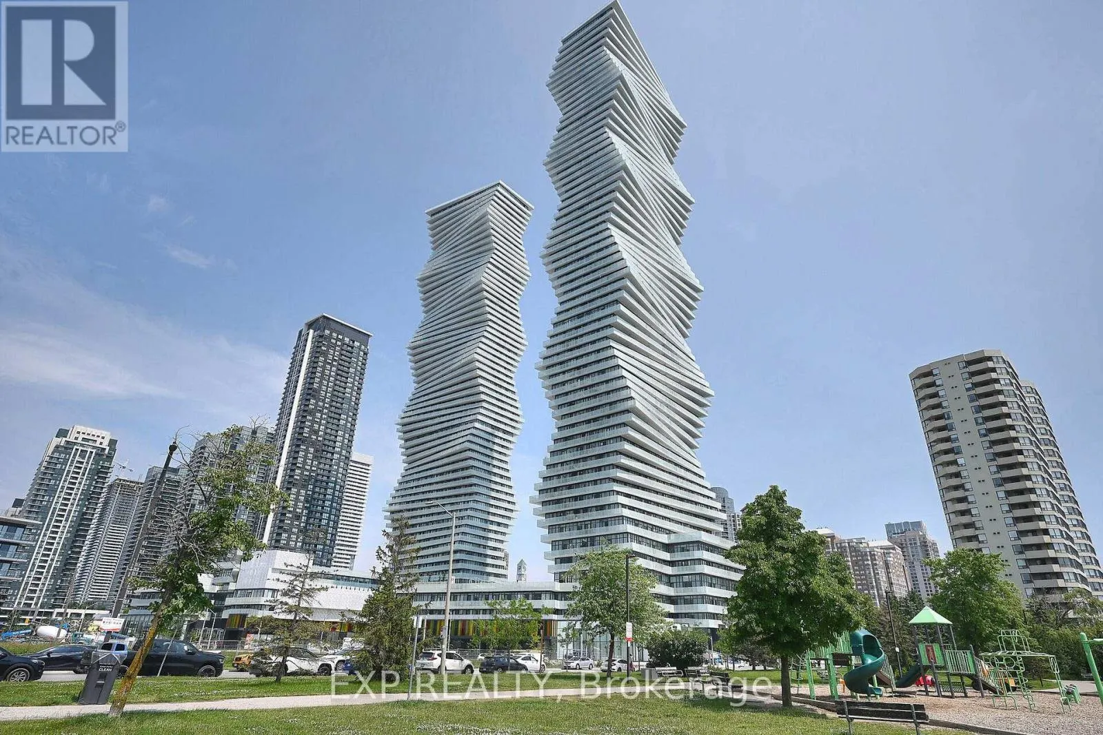307 - 3883 QUARTZ ROAD