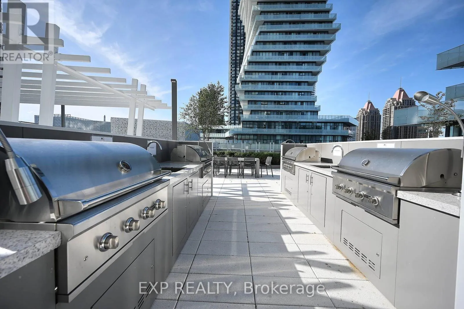 307 - 3883 QUARTZ ROAD