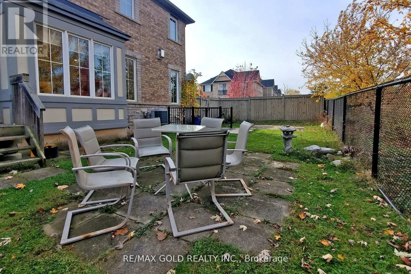 (BASEMENT) - 301 PEREGRINE WAY