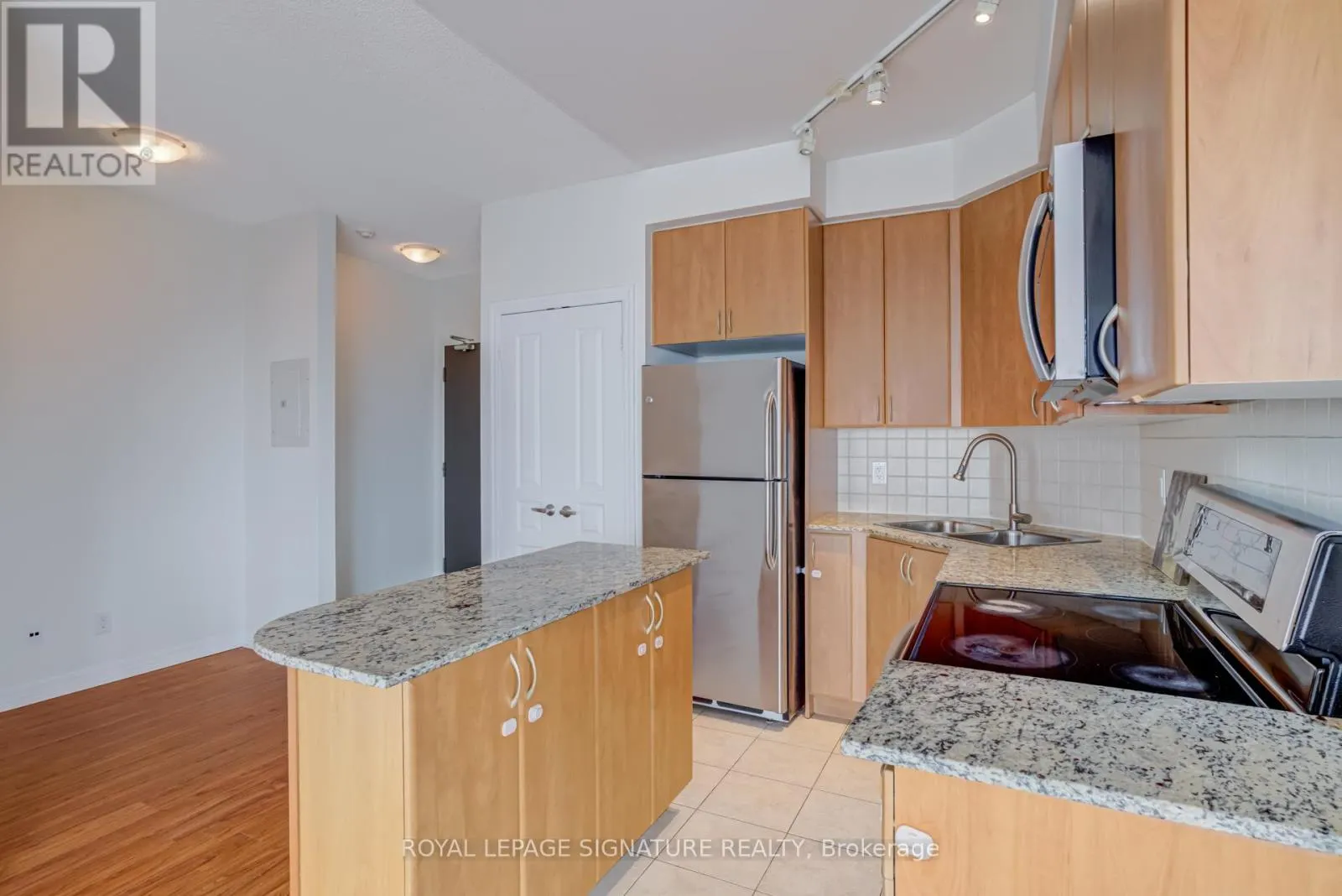1808 - 225 WEBB DRIVE