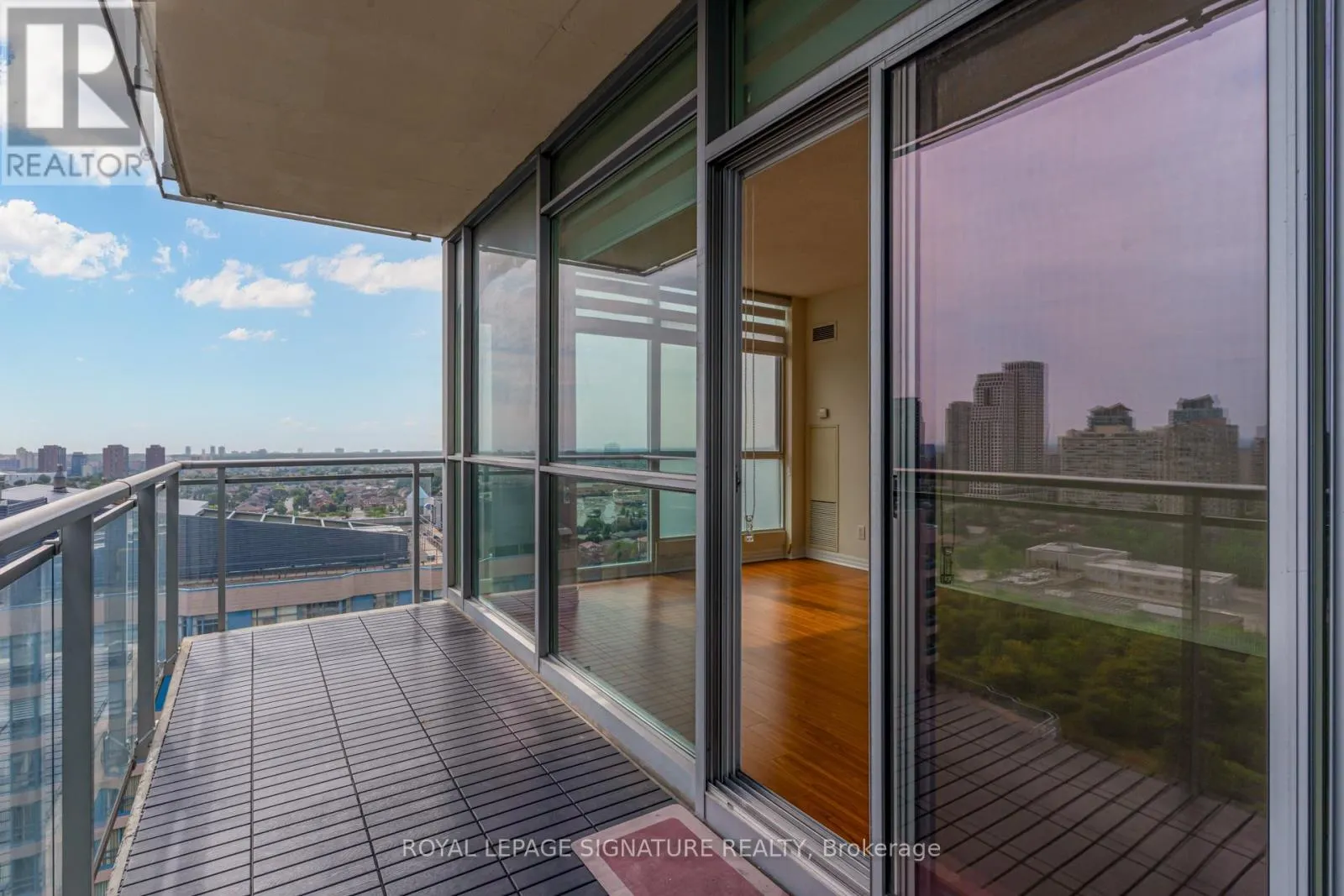 1808 - 225 WEBB DRIVE