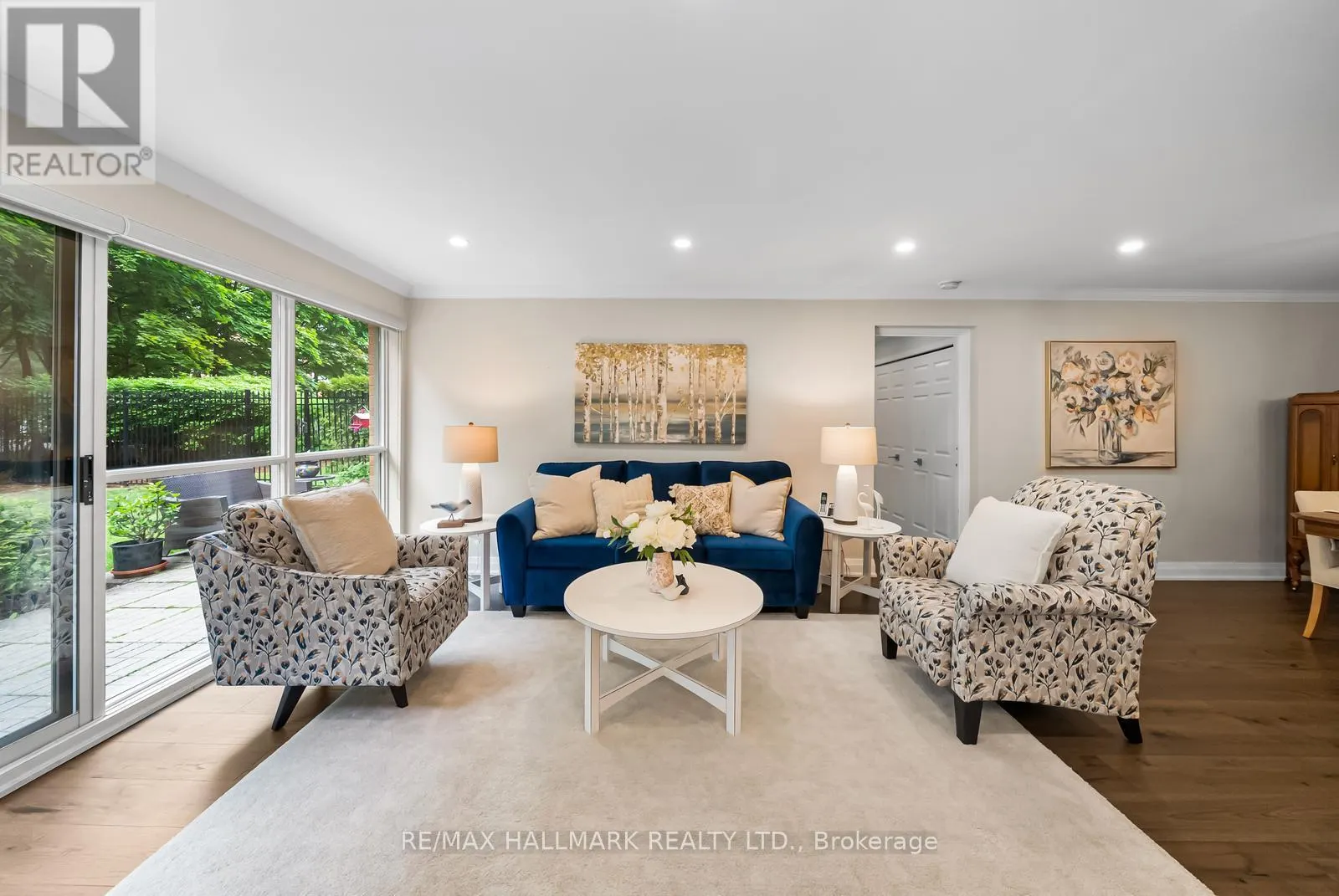 104 - 2210 LAKESHORE ROAD