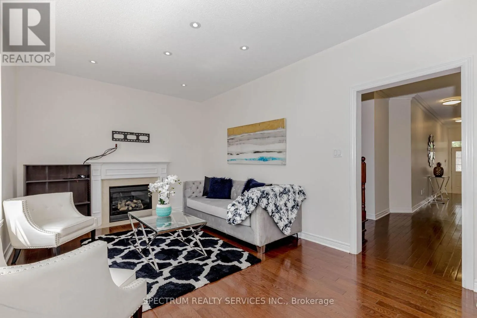22 UNGAVA BAY ROAD
