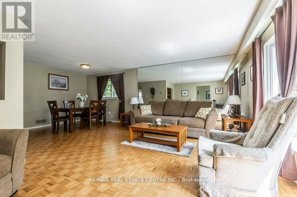 65 LORNE SCOTS DRIVE