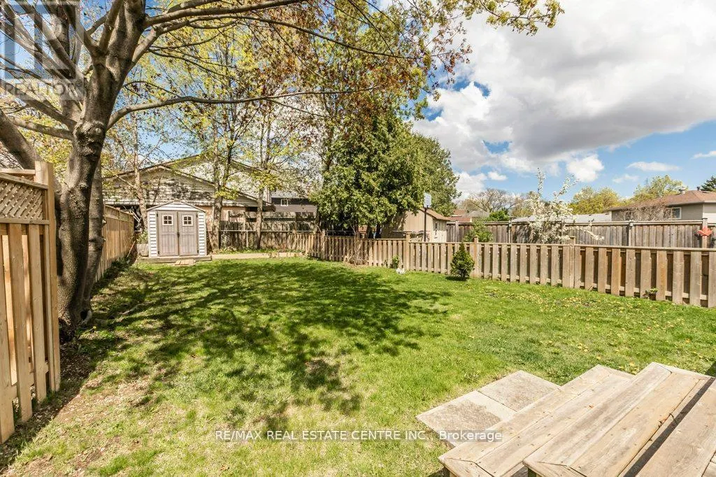 65 LORNE SCOTS DRIVE