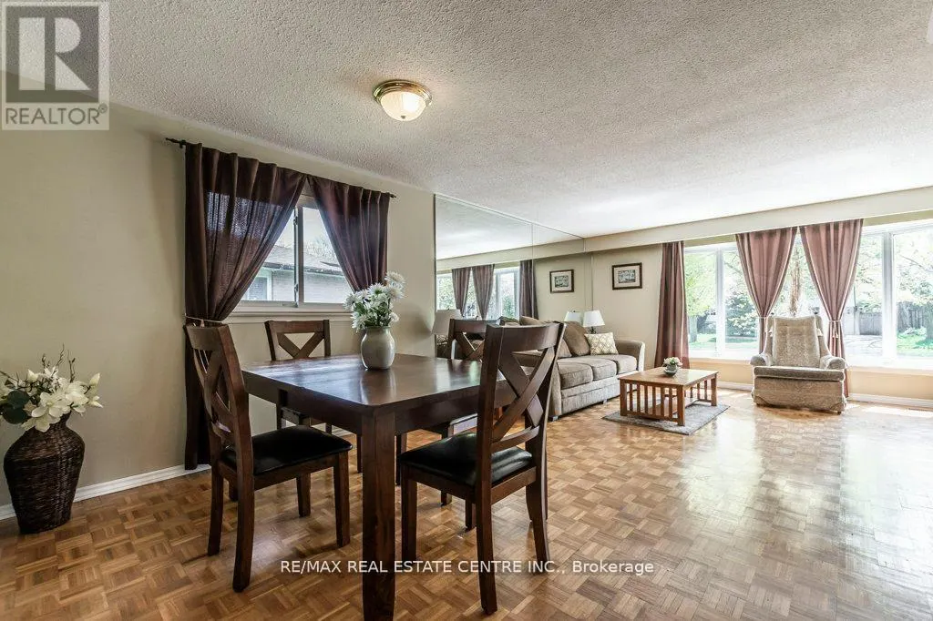 65 LORNE SCOTS DRIVE
