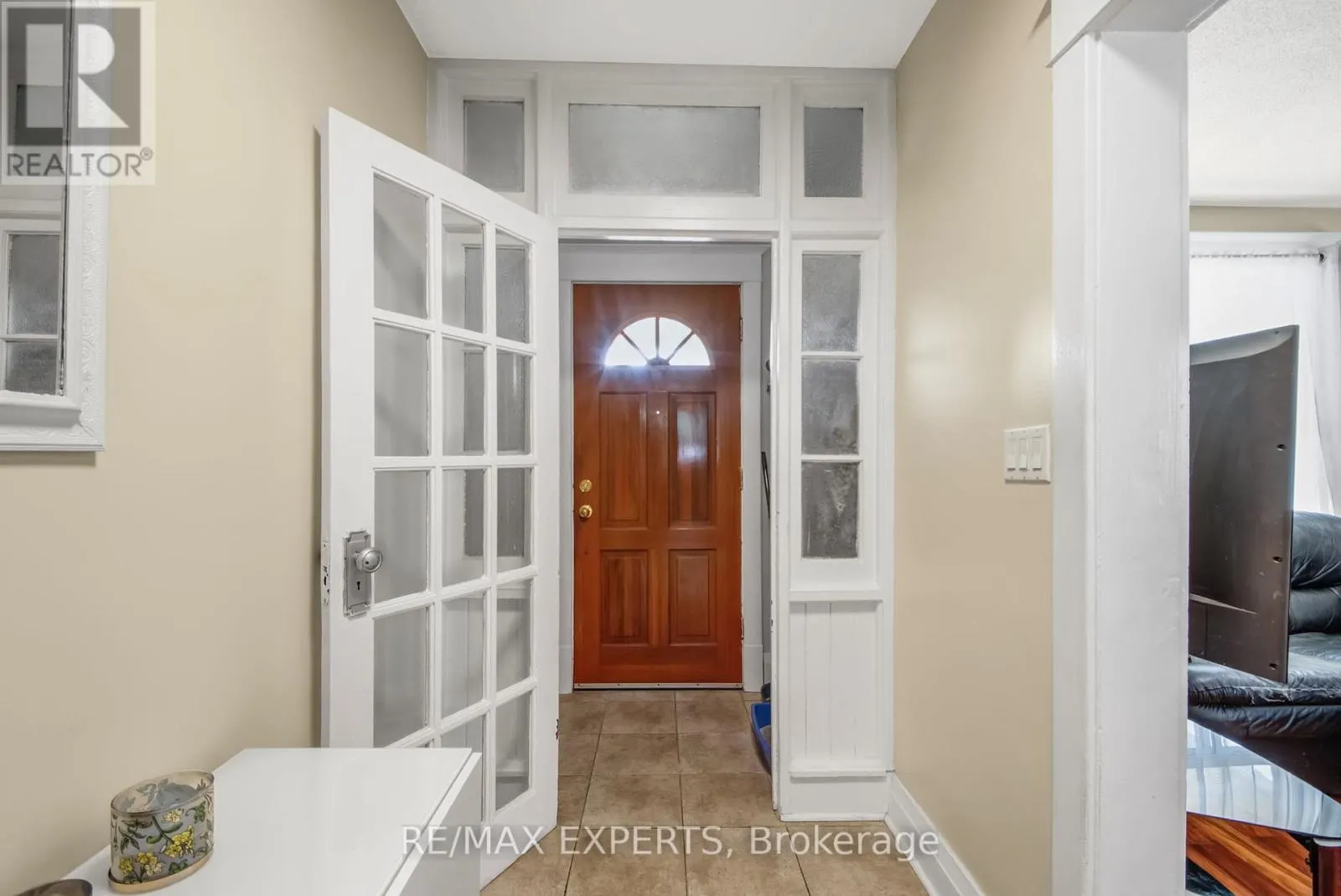 28 MAHONEY AVENUE