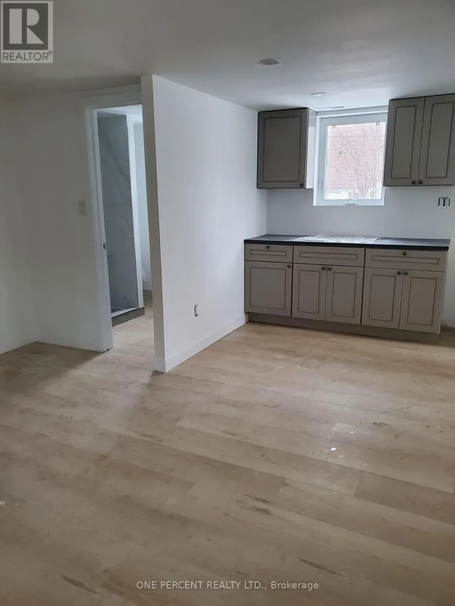 UNIT 2 - 16 PALAMAR ROAD
