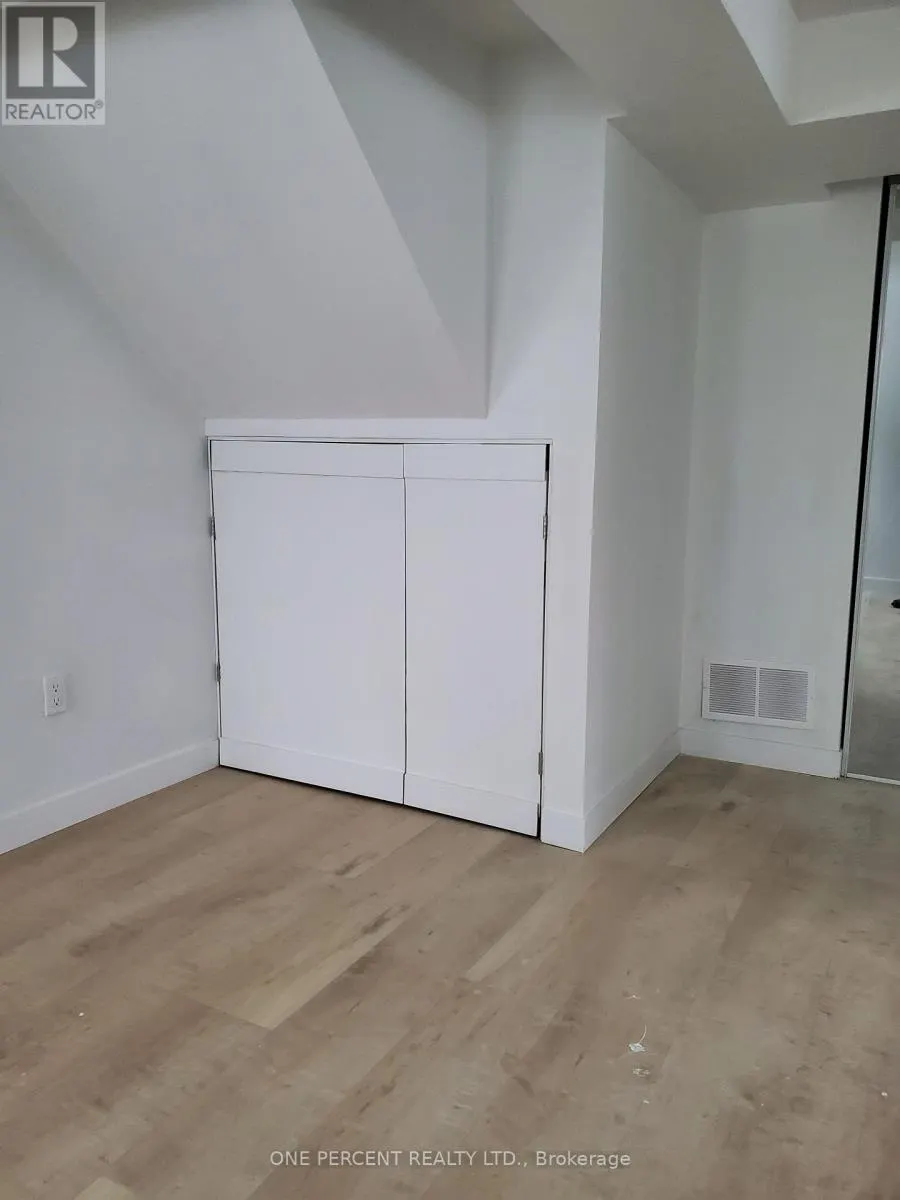UNIT 2 - 16 PALAMAR ROAD