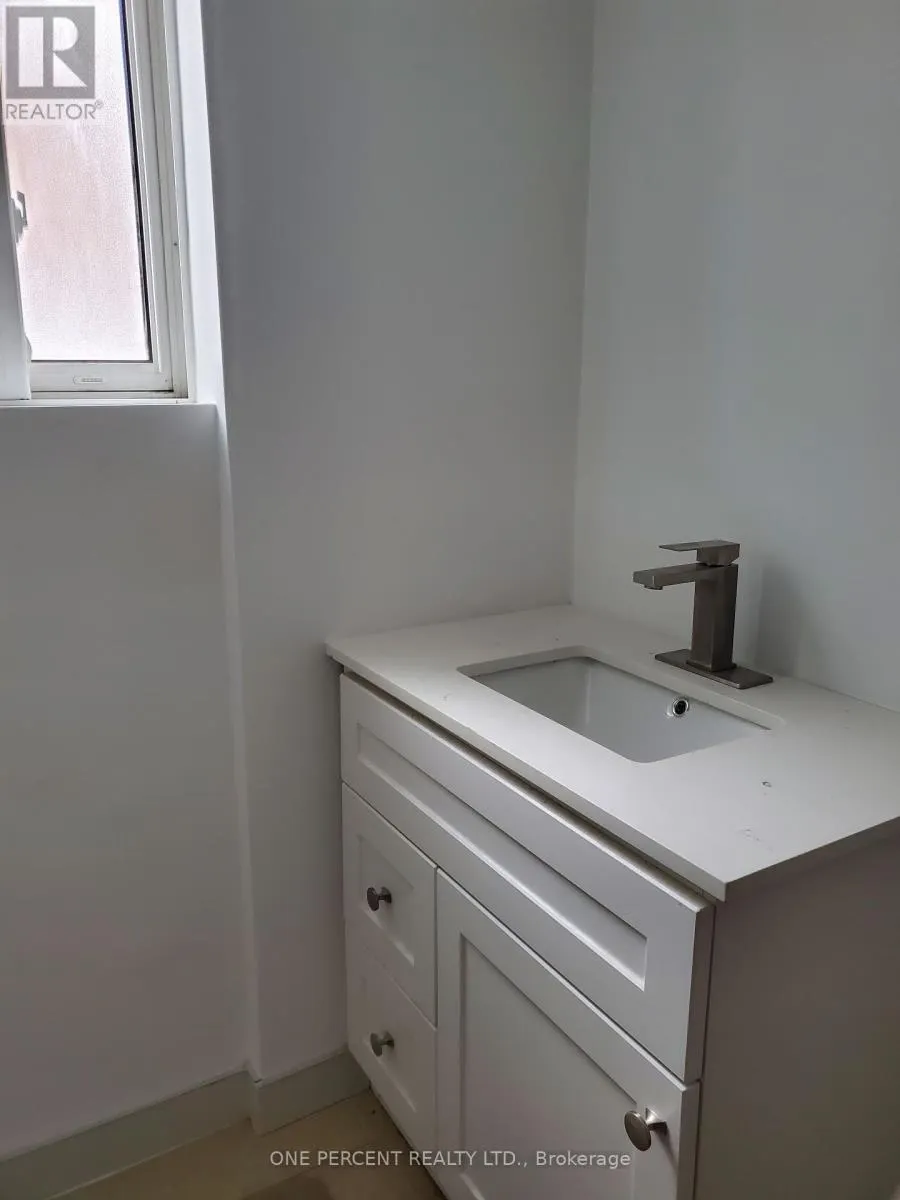 UNIT 2 - 16 PALAMAR ROAD