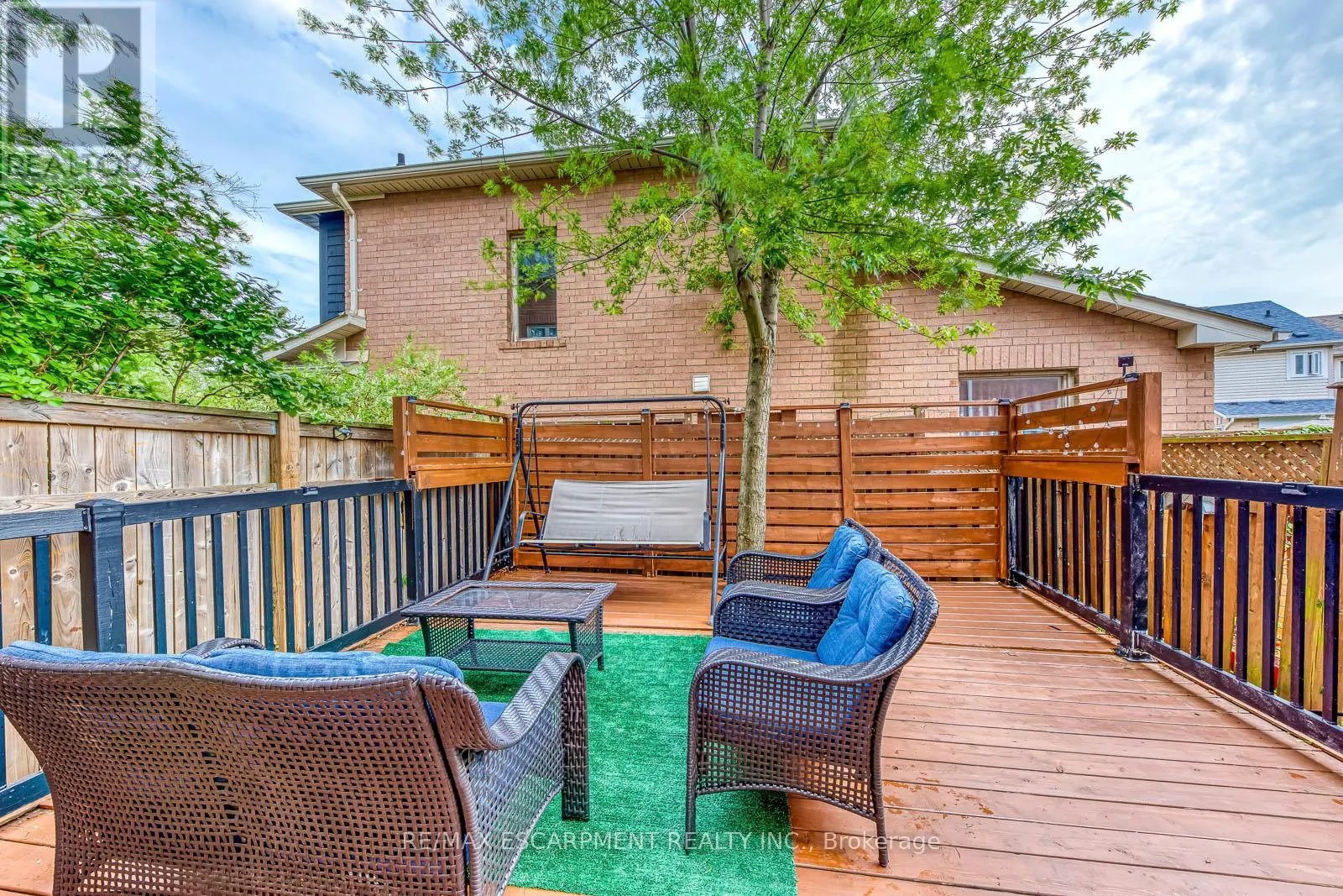 2237 PRESCOTT PLACE