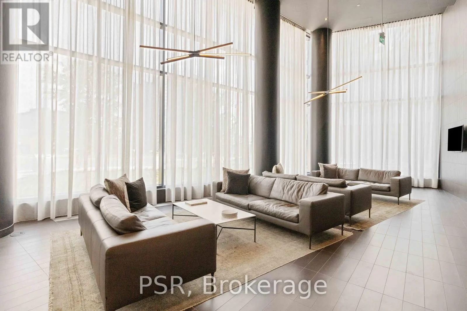 3501 - 3900 CONFEDERATION PARKWAY