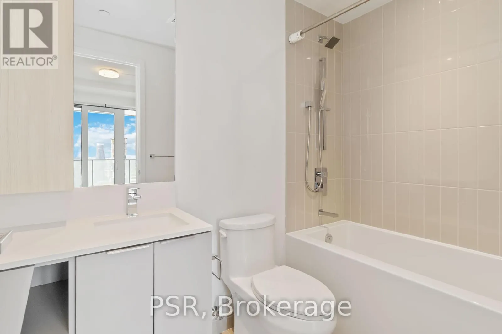 3501 - 3900 CONFEDERATION PARKWAY