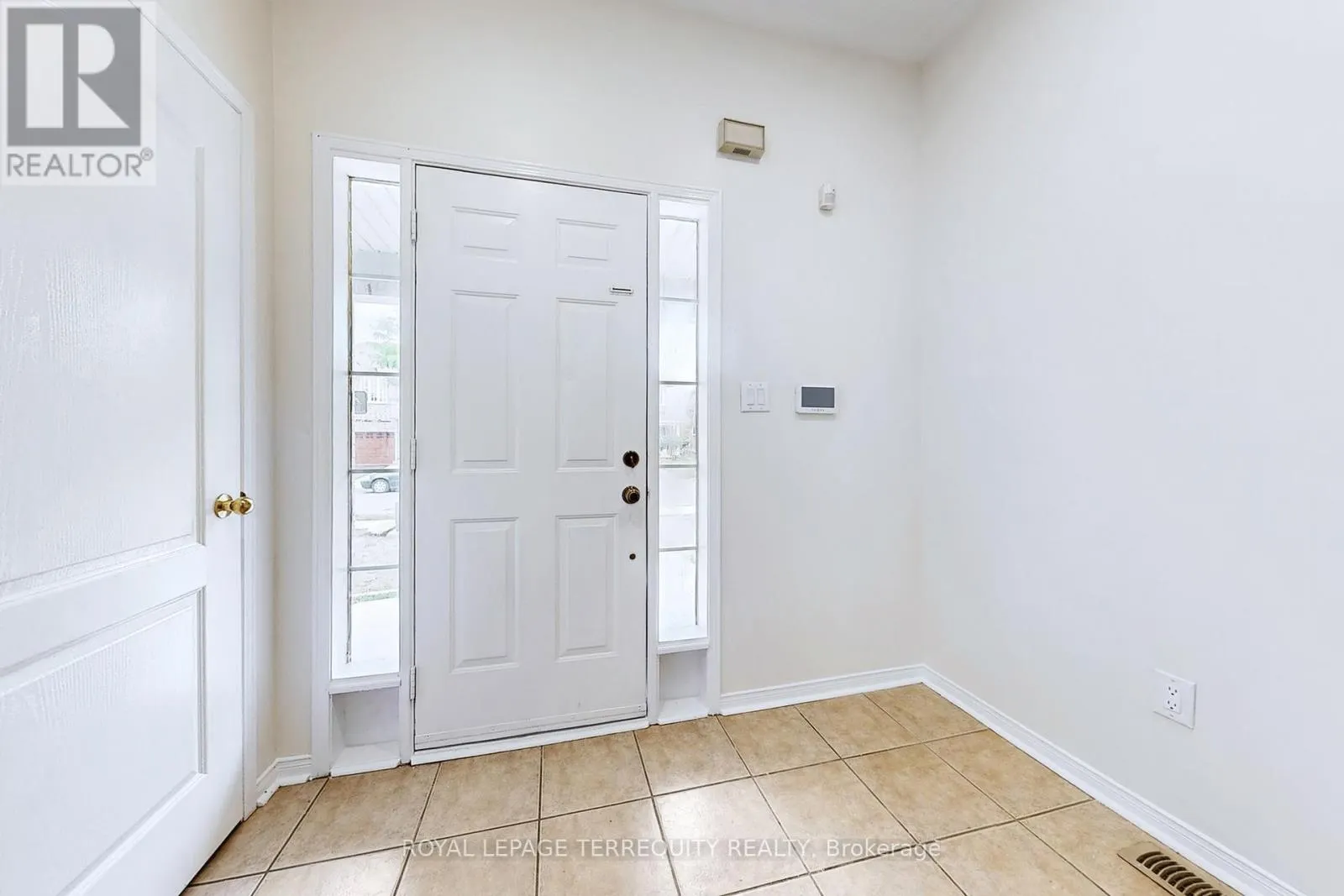 54 MISTDALE CRESCENT