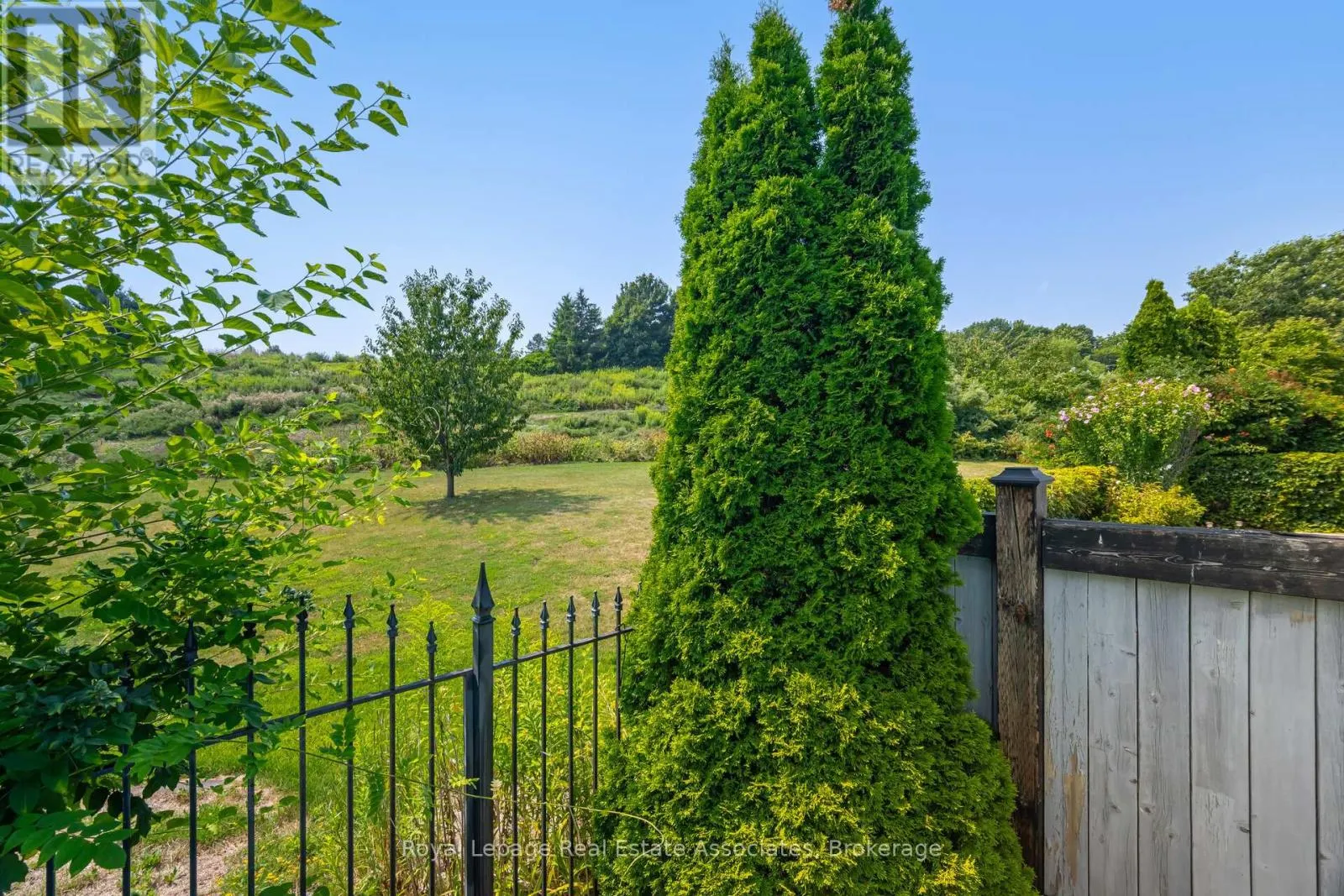 5496 WINDY HILL COURT