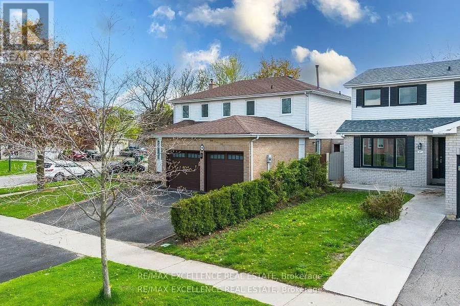19 MIKADO CRESCENT