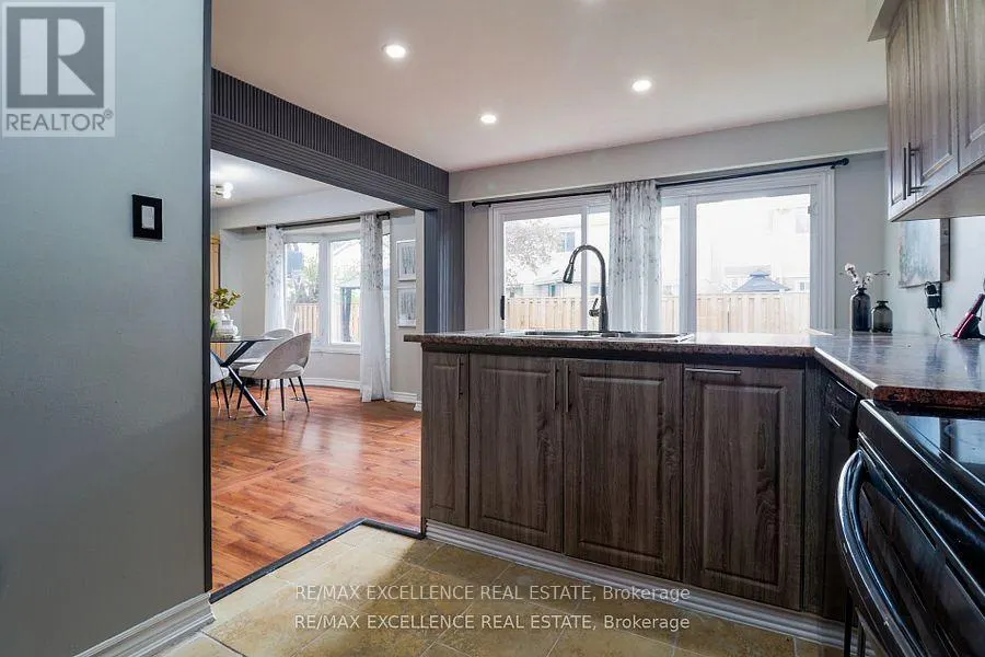 19 MIKADO CRESCENT