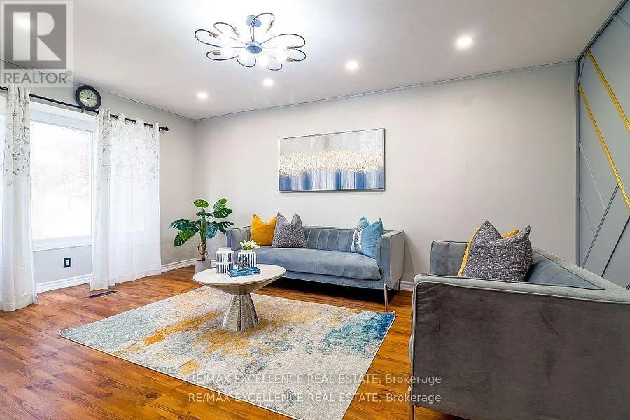 19 MIKADO CRESCENT