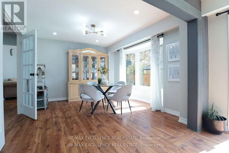 19 MIKADO CRESCENT