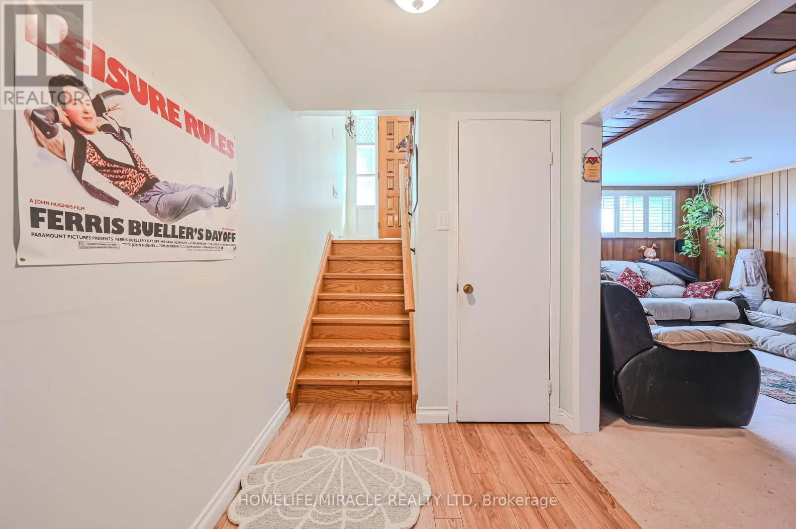3273 STRABANE DRIVE