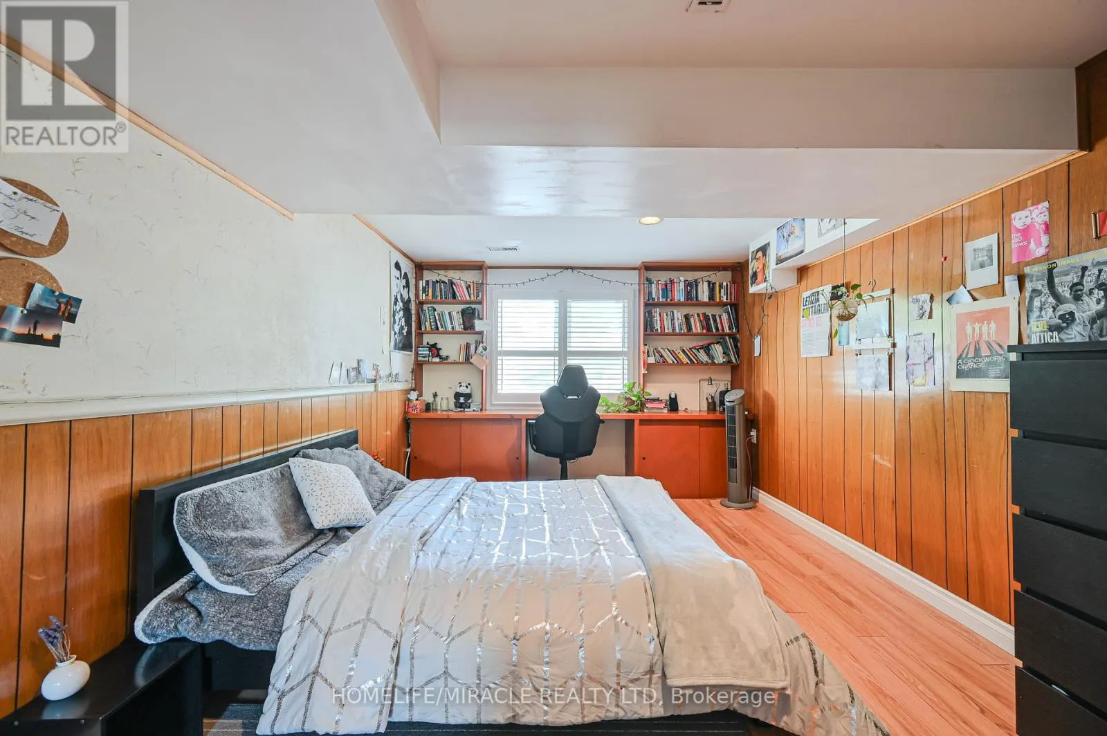 3273 STRABANE DRIVE