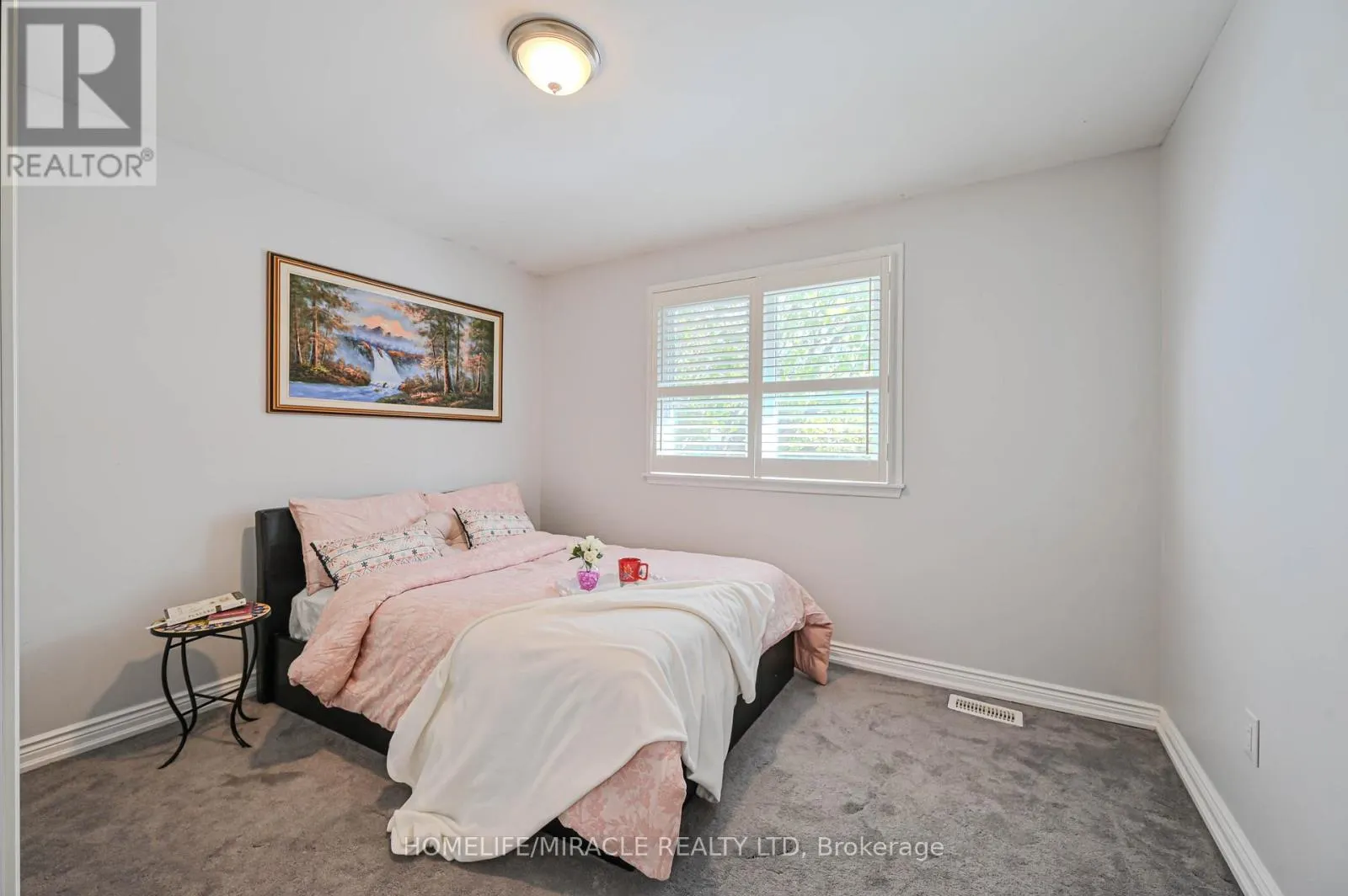 3273 STRABANE DRIVE