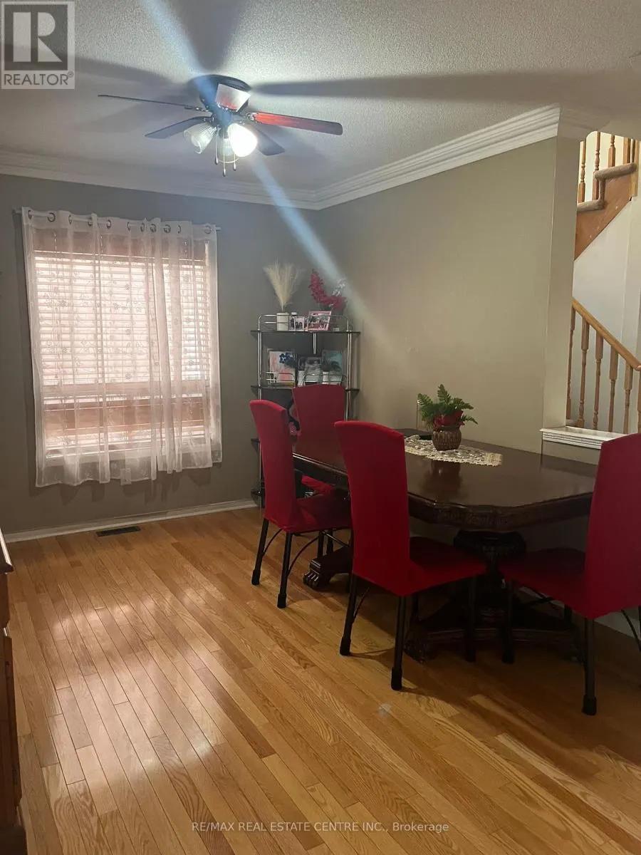 53 BAHA CRESCENT