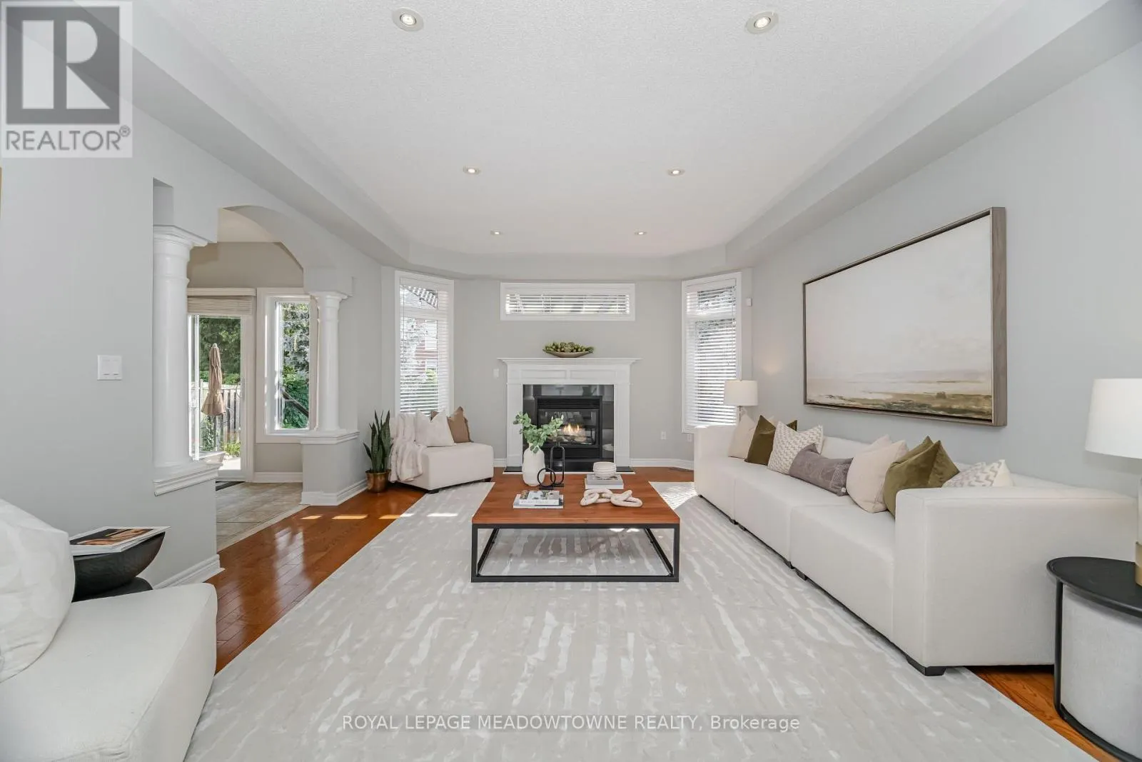 6756 EARLY SETTLER ROW