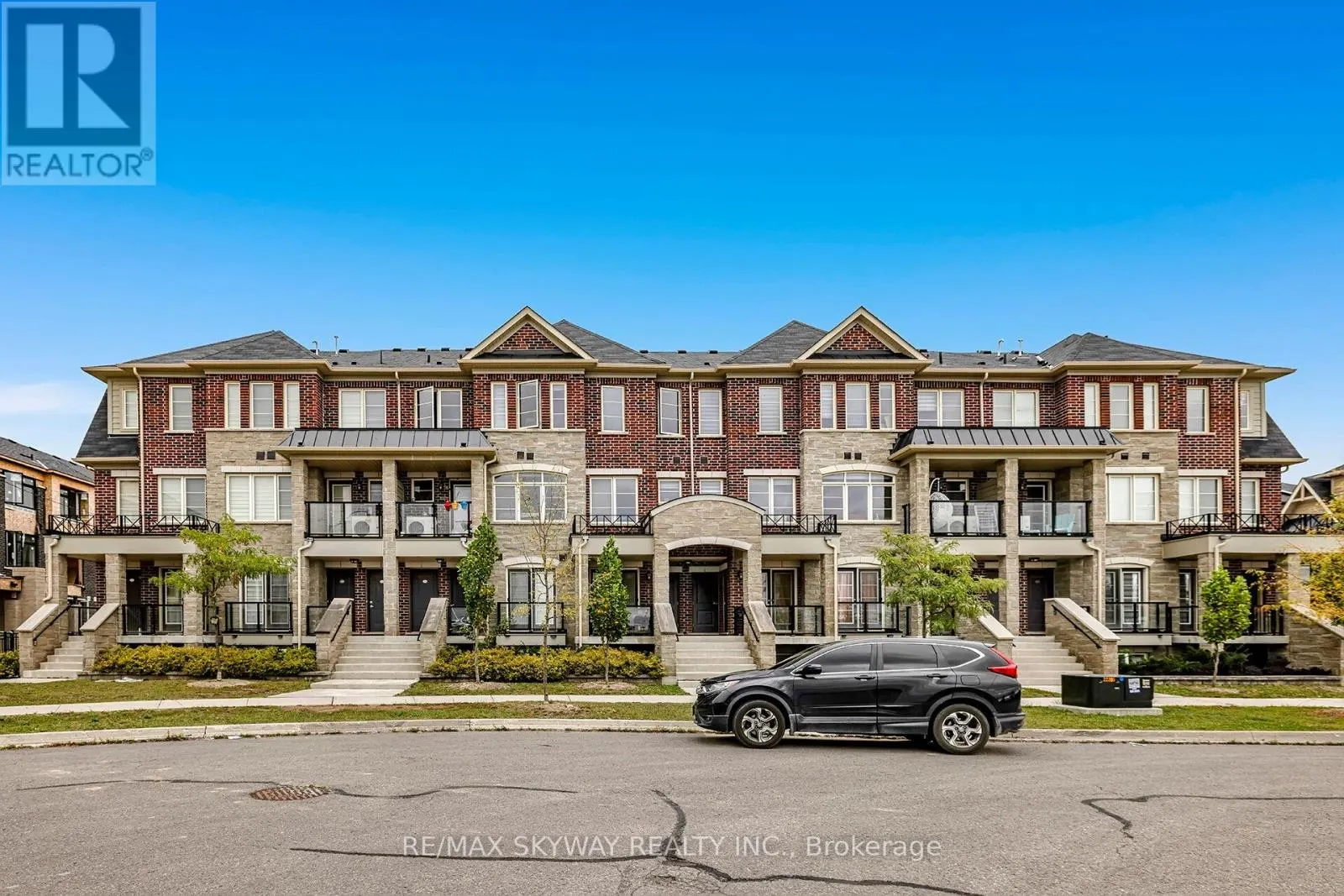 10 - 200 VETERANS DRIVE