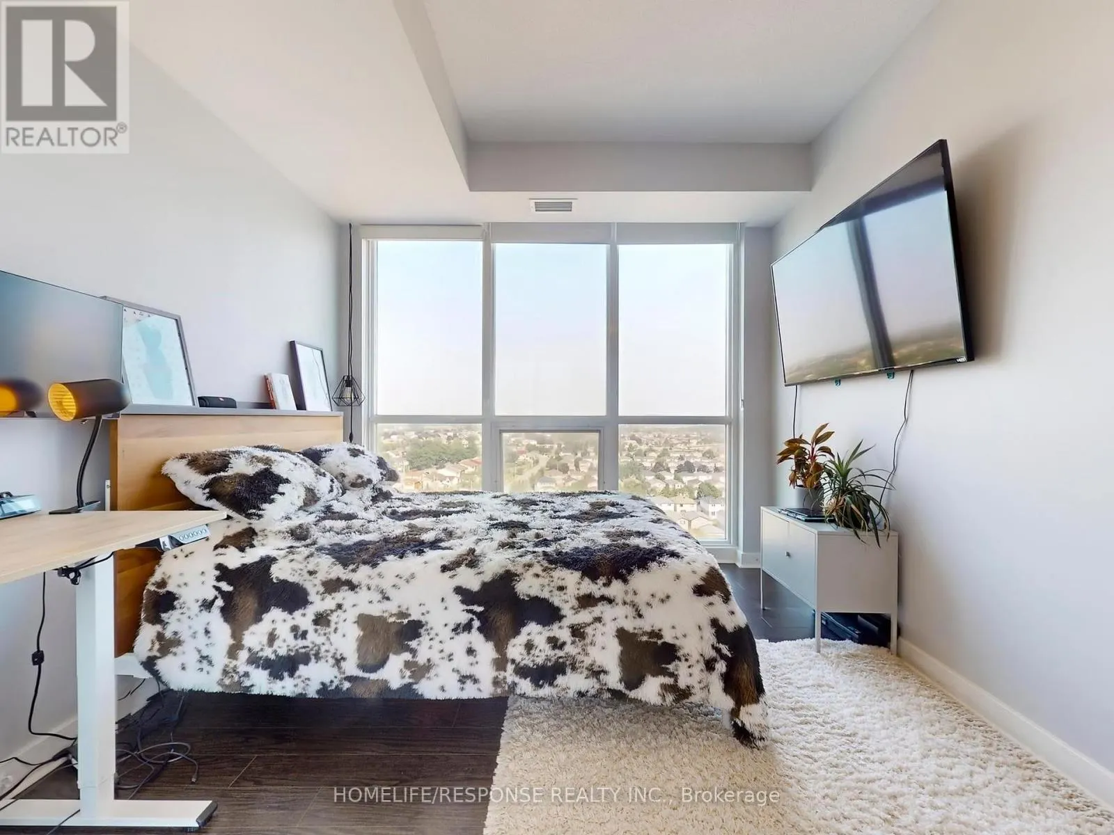 1311 - 3985 GRAND PARK DRIVE