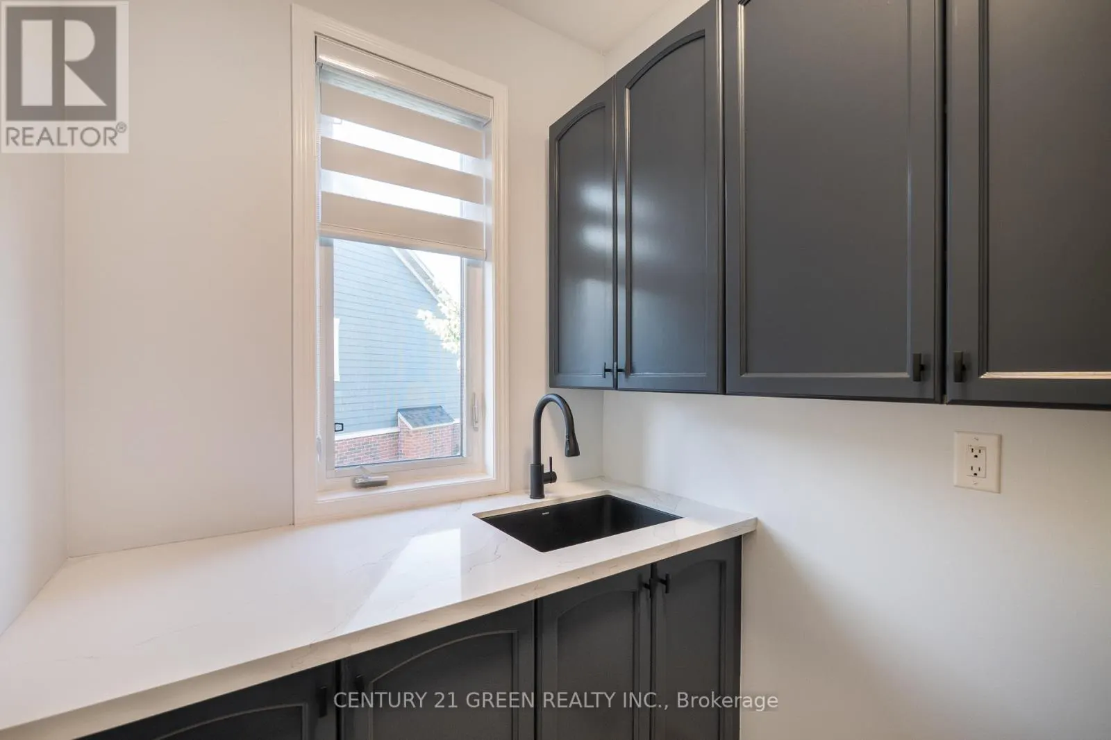 345 POTTS TERRACE