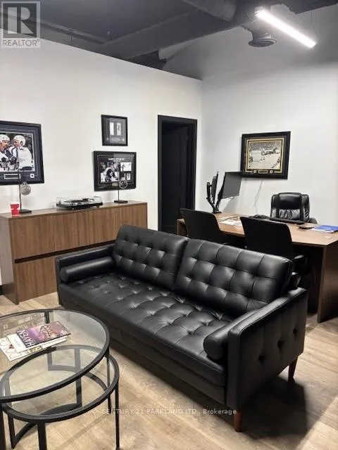 711-712 - 1275 FINCH AVENUE W