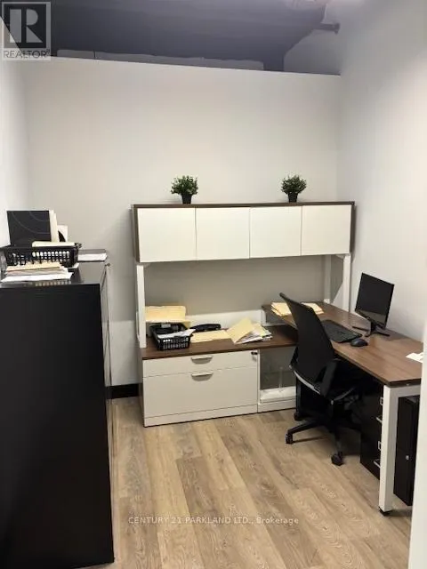 711-712 - 1275 FINCH AVENUE W