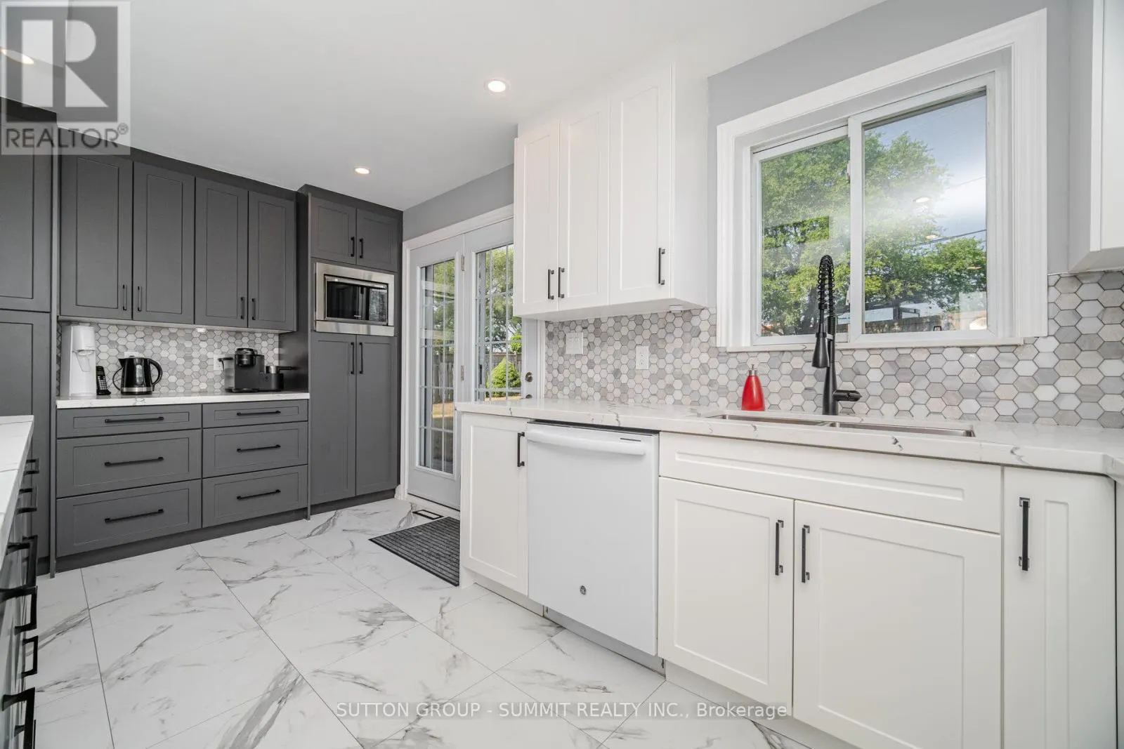 2667 HAYFORD COURT