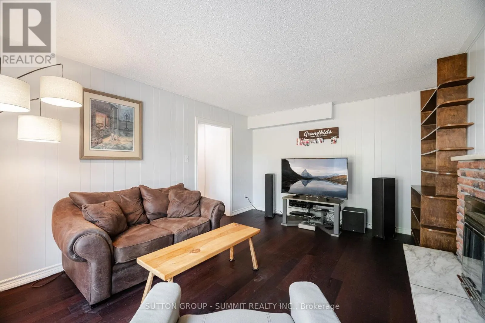2667 HAYFORD COURT
