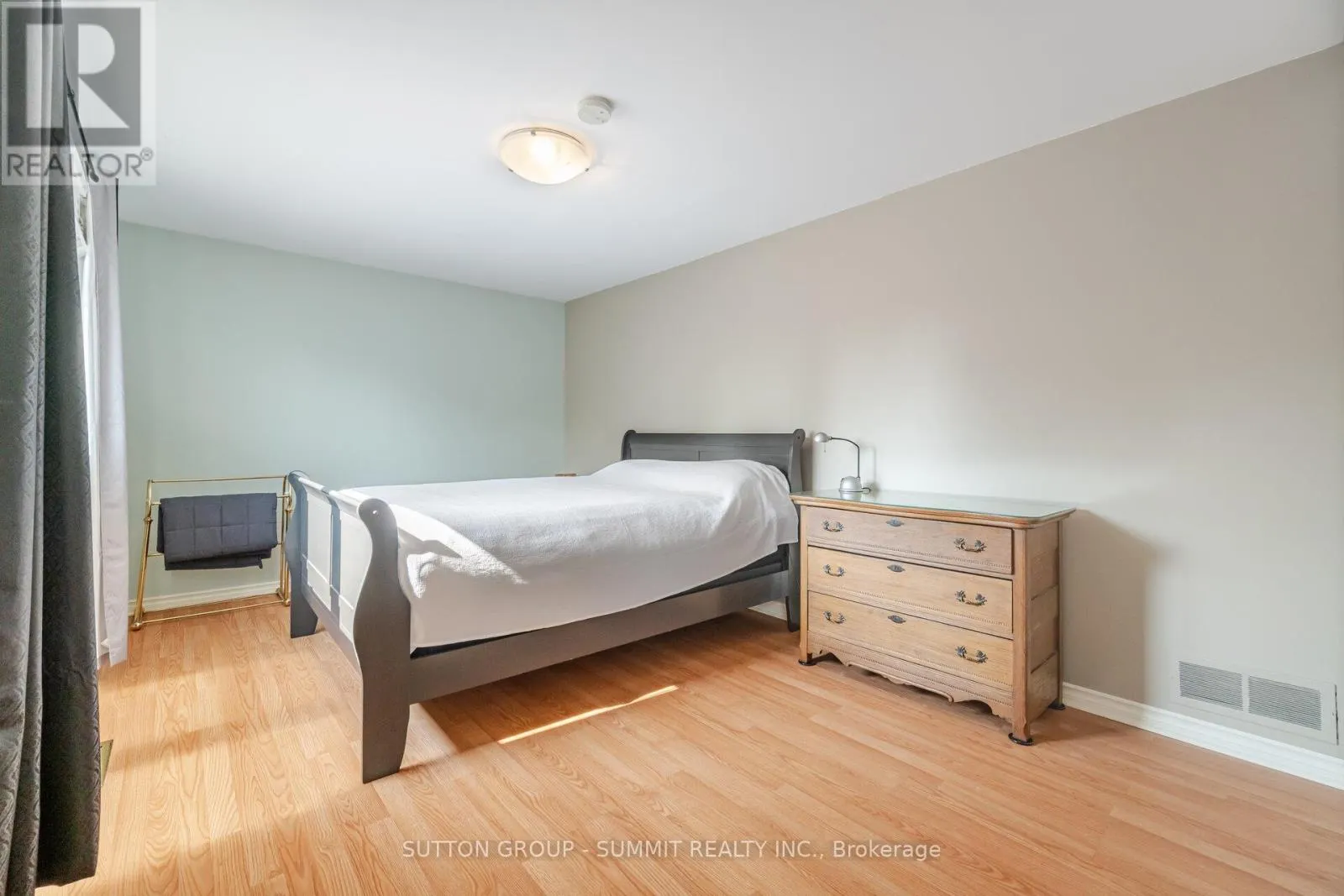 2667 HAYFORD COURT