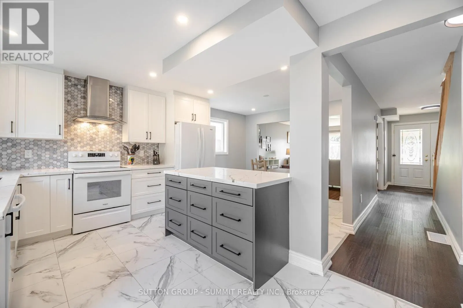 2667 HAYFORD COURT