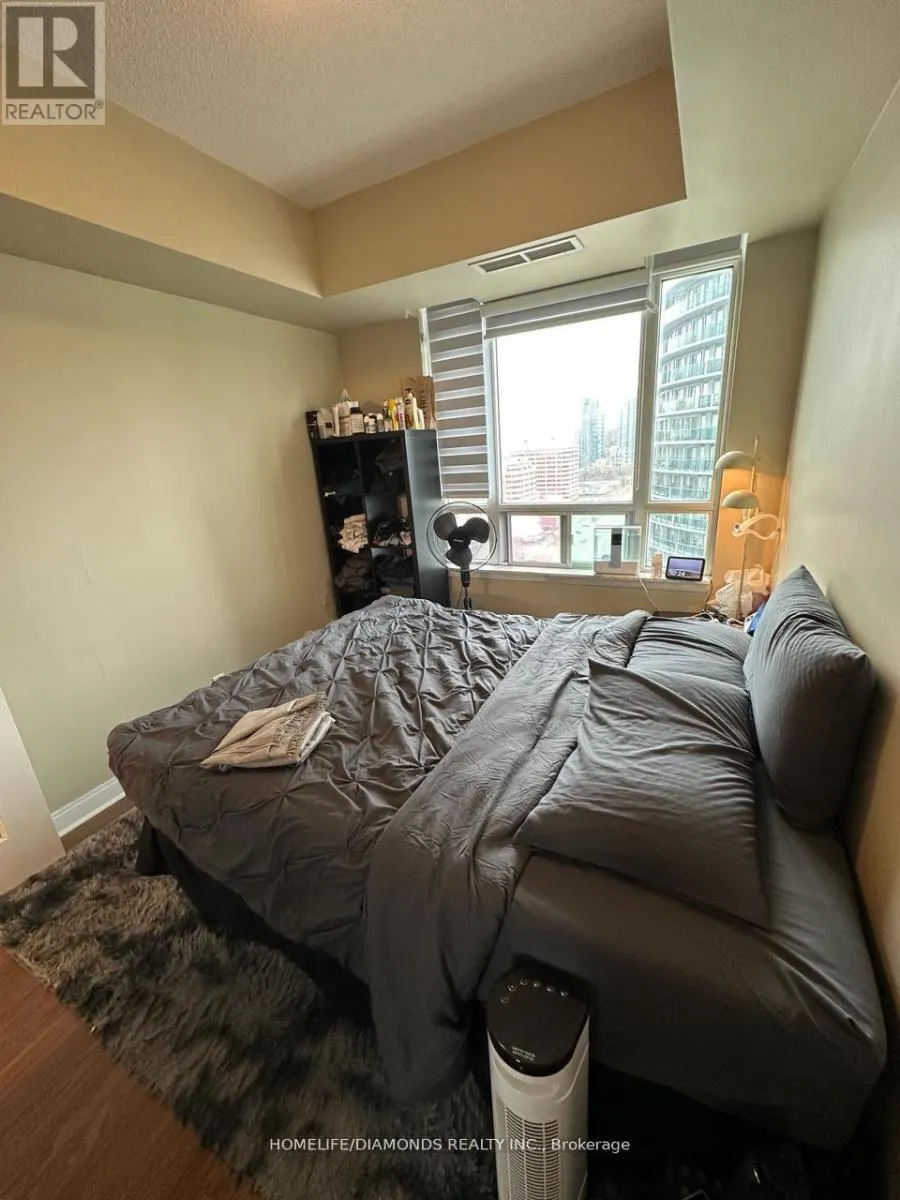 2208 - 70 ABSOLUTE AVENUE