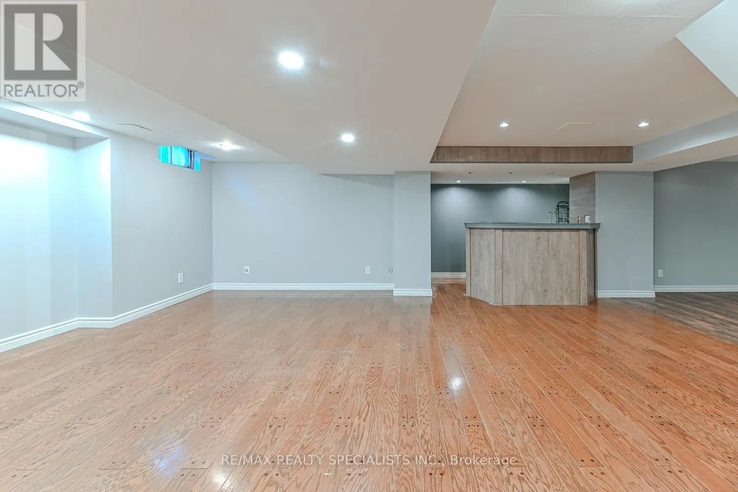 100 KIMBARK DRIVE