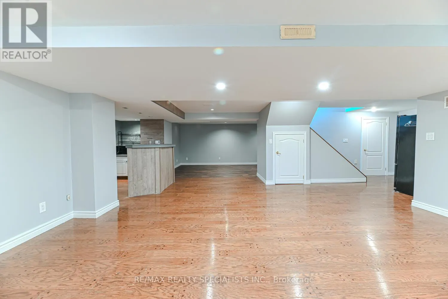 100 KIMBARK DRIVE