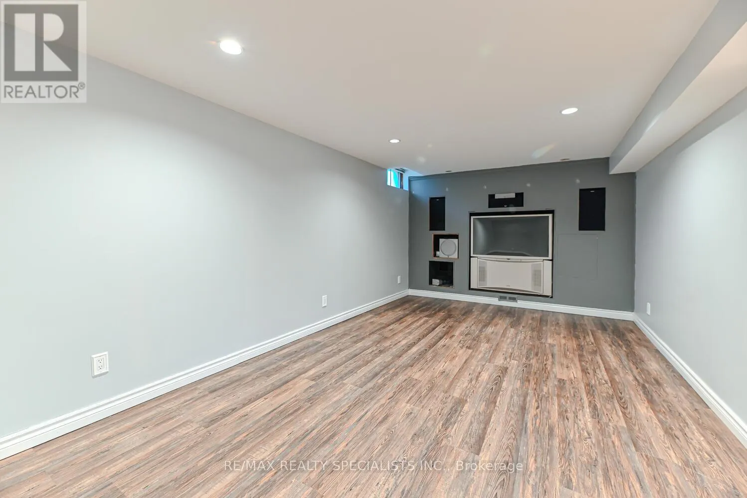 100 KIMBARK DRIVE