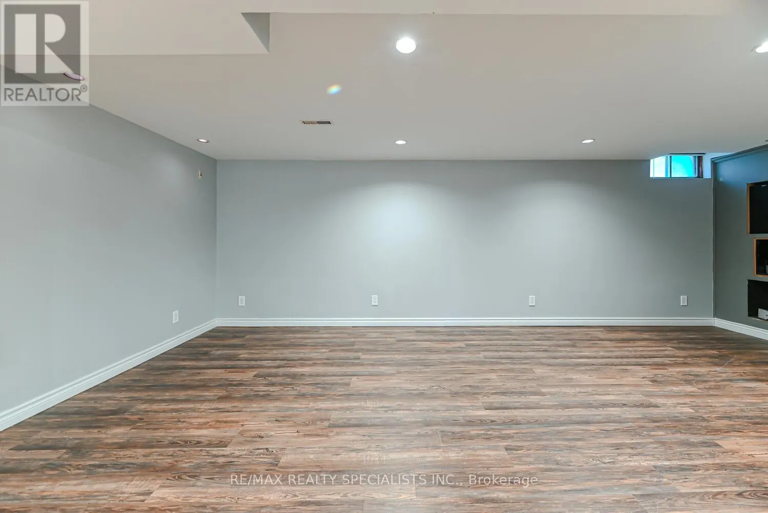 100 KIMBARK DRIVE