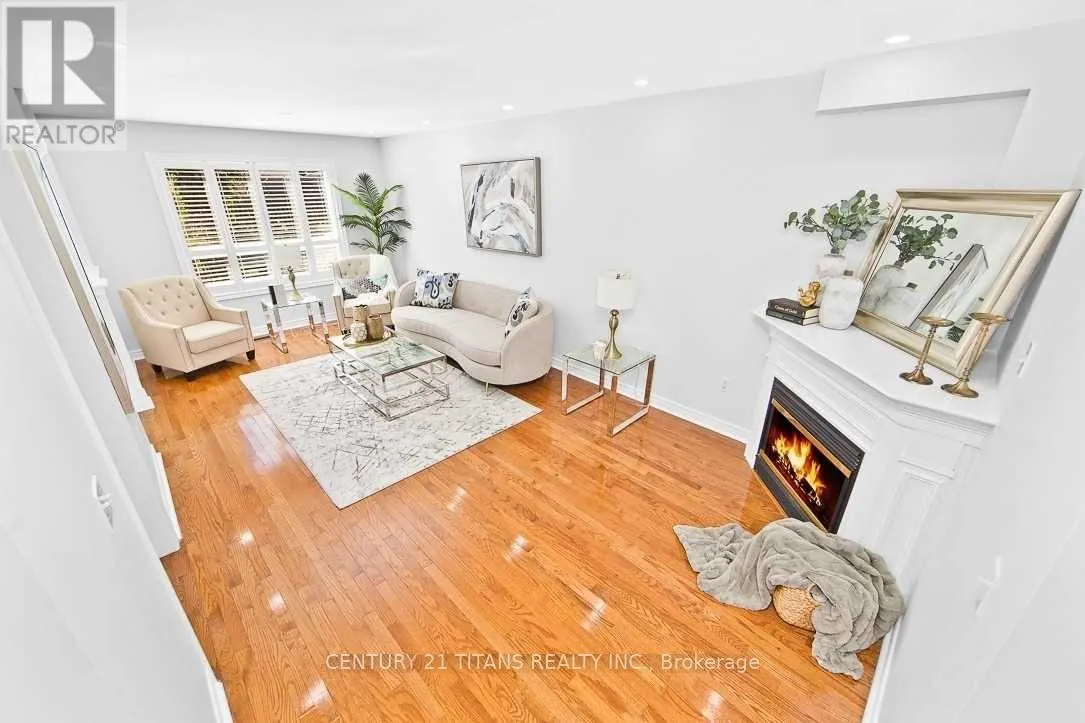 30 TREVINO CRESCENT