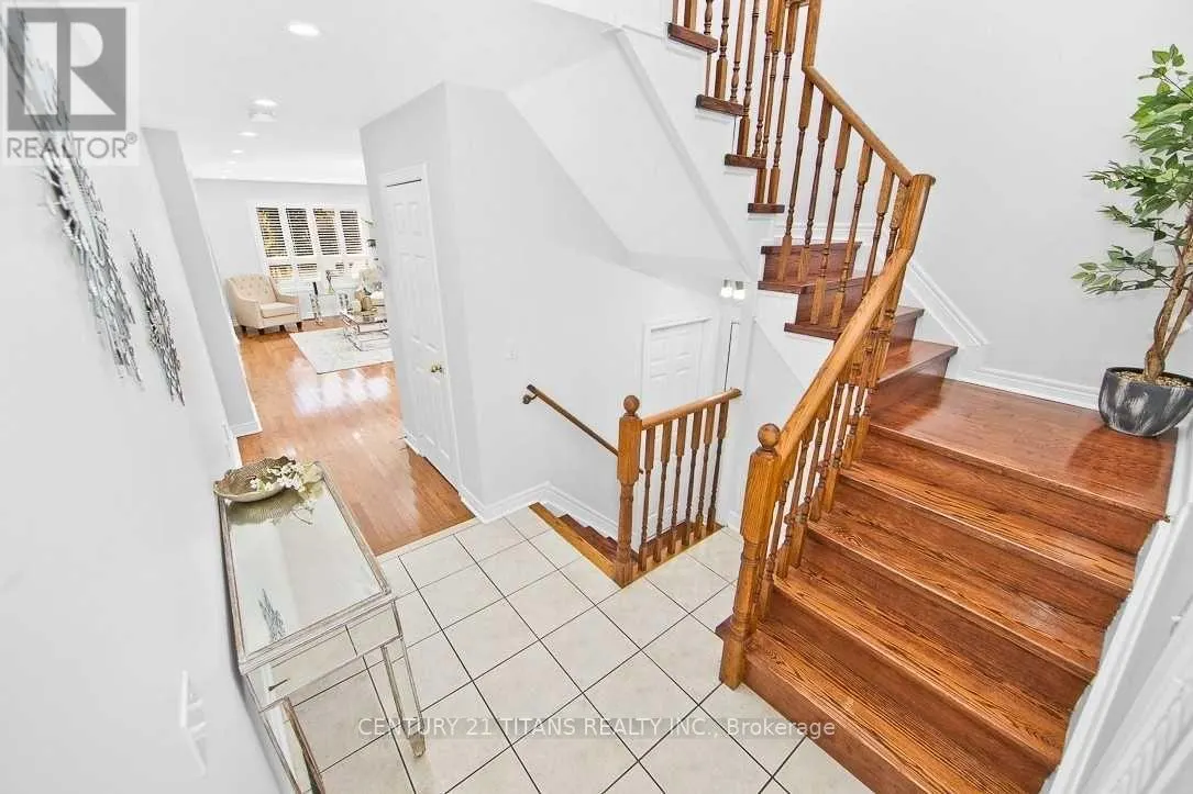 30 TREVINO CRESCENT
