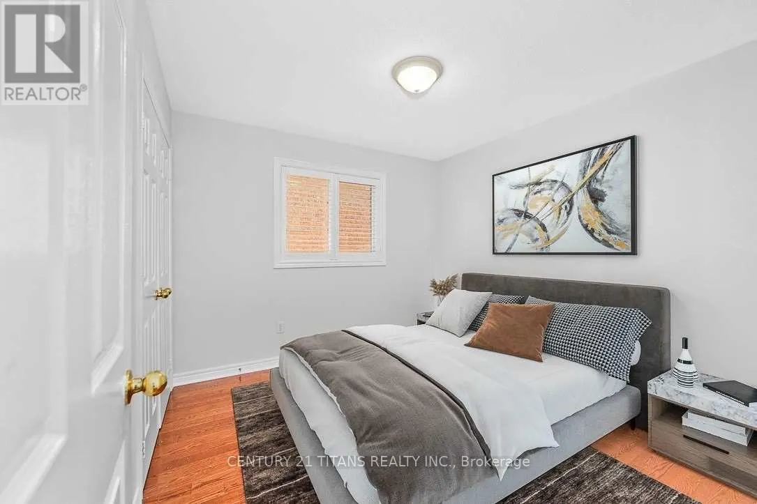30 TREVINO CRESCENT