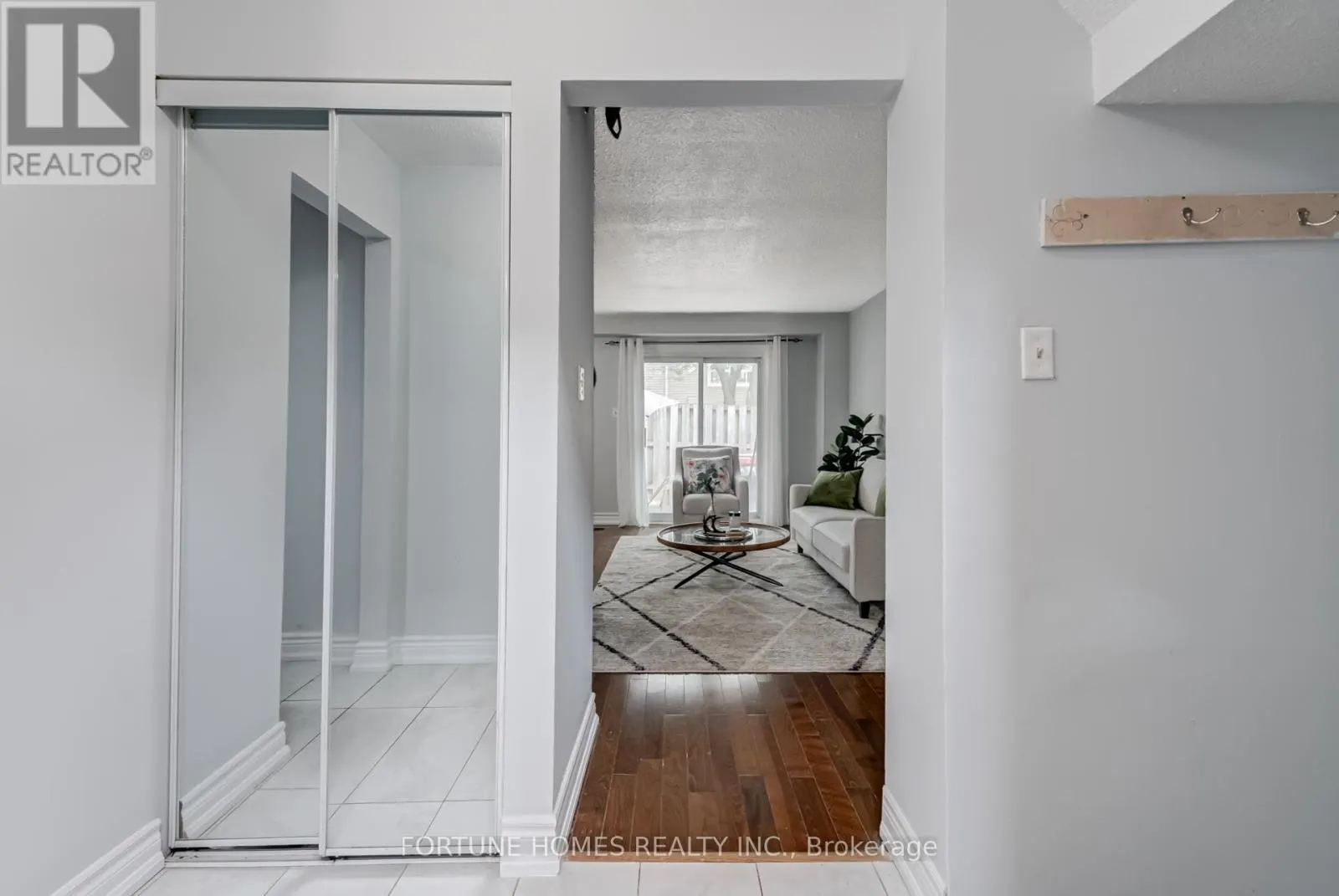 59 ENMOUNT DRIVE